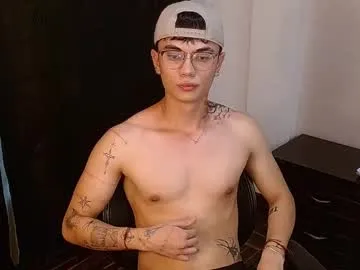 SkyLumen – webcam model profile photo Image 2