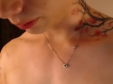 SkyLumen – webcam model profile photo Image 4