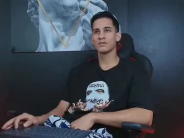 Juhone – webcam model profile photo Image 11