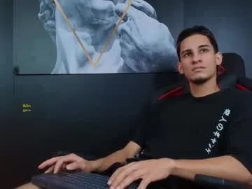 Juhone – webcam model profile photo Image 2