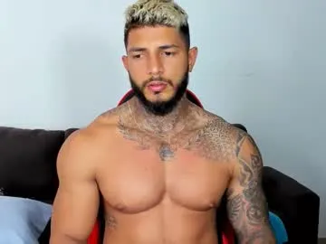 Realmissisla – webcam model profile photo Image 17