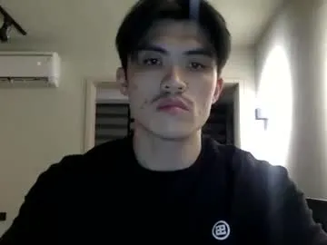 jamesmo820913 – webcam model profile photo