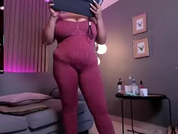 Poacahontasfg – webcam model profile photo Image 2