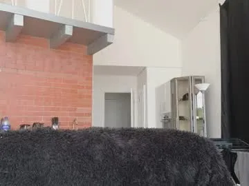 DulceBaker – webcam model profile photo Image 12