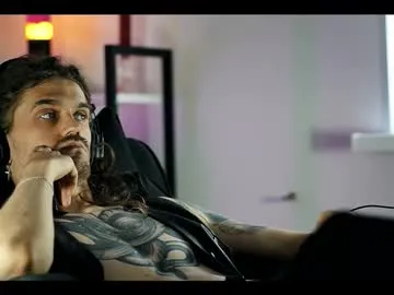 DulceBaker – webcam model profile photo Image 14