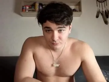 GiaMazzon – webcam model profile photo Image 12