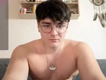 GiaMazzon – webcam model profile photo Image 2