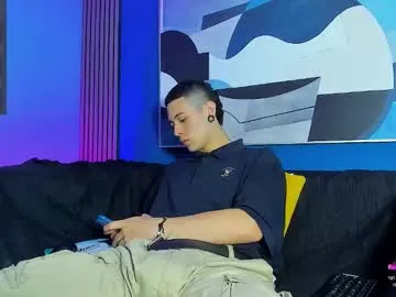 SashaShin – webcam model profile photo Image 11