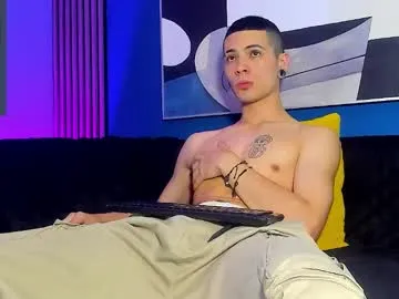 SashaShin – webcam model profile photo Image 5