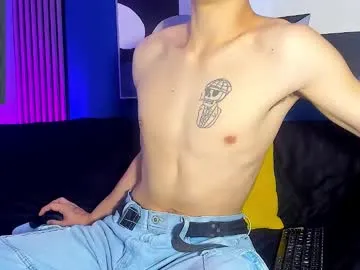 SashaShin – webcam model profile photo Image 7