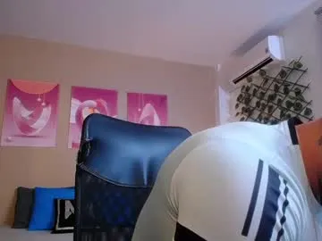 LIISAMENDEZ – webcam model profile photo Image 2