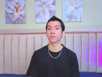 sdamvo2 – webcam model profile photo Image 9