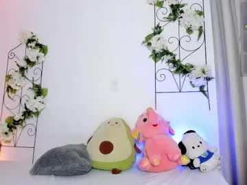 chloe_cherry21 – webcam model profile photo Image 13