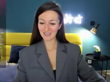 KIARAPRETTY – webcam model profile photo Image 10