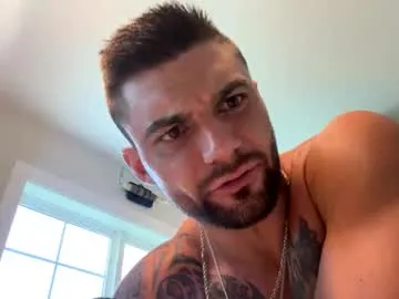 GaelBear – webcam model profile photo Image 7