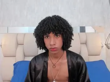 kai101010 – webcam model profile photo Image 9