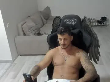 AnghelStonee – webcam model profile photo Image 2