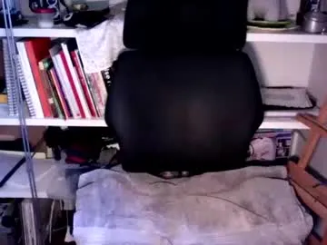 pandesal_aki – webcam model profile photo Image 7