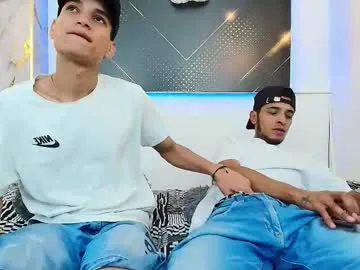 maxandtam – webcam model profile photo Image 10