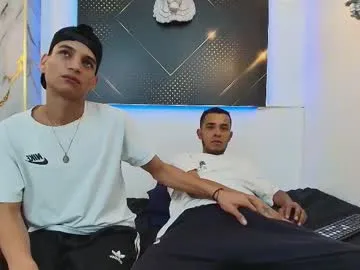 maxandtam – webcam model profile photo Image 15
