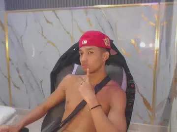 marius_vexley – webcam model profile photo Image 15