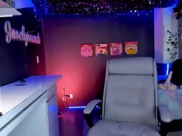 Luna_Raay – webcam model profile photo Image 19