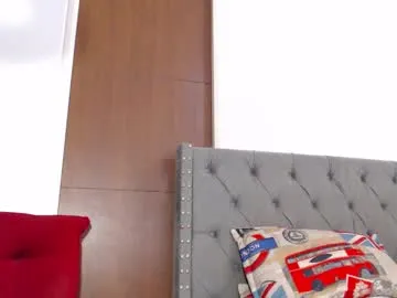 NoaMarin – webcam model profile photo Image 2