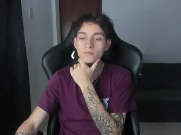 JadeRusell – webcam model profile photo Image 2