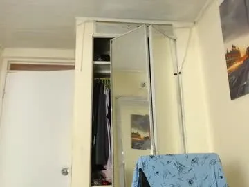 _sopranos_ – webcam model profile photo Image 11