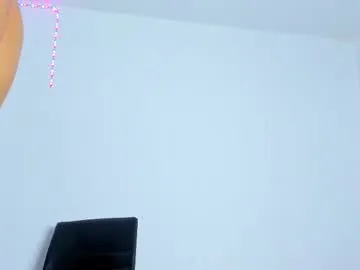 _sopranos_ – webcam model profile photo Image 17