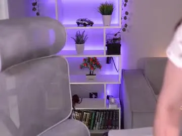 NatallieLynn – webcam model profile photo Image 3