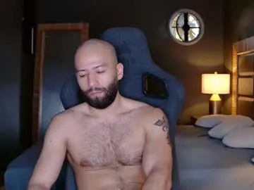 shoma2003 – webcam model profile photo Image 3