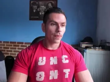 serafino94 – webcam model profile photo Image 9