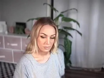 SamamthaStone – webcam model profile photo Image 16