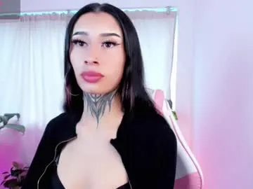 JuliettaFerrat – webcam model profile photo Image 2