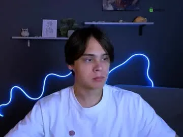 kai101010 – webcam model profile photo Image 10