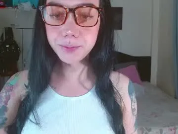 GoddessMaeveEnix – webcam model profile photo Image 11