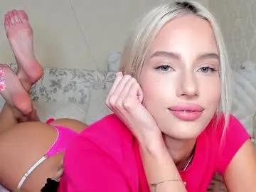 ElizabethObrien – webcam model profile photo Image 2