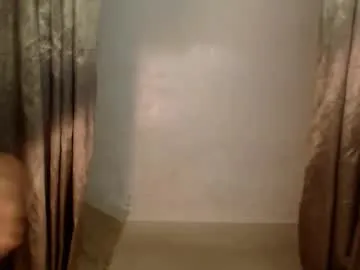 luh698171 – webcam model profile photo Image 8