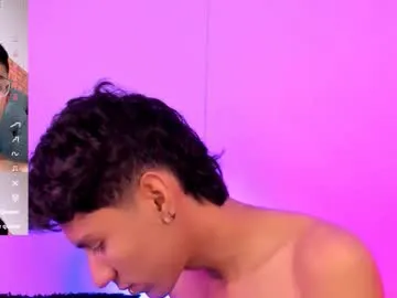 AvaBlueX – webcam model profile photo Image 10