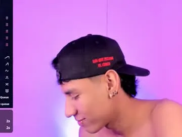 AvaBlueX – webcam model profile photo Image 9