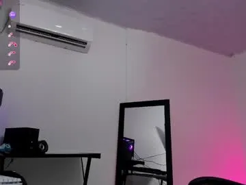 KateValencia – webcam model profile photo Image 15