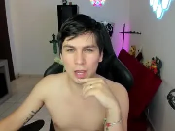 MhiaTaylor – webcam model profile photo Image 13