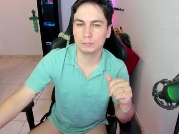 MhiaTaylor – webcam model profile photo Image 4