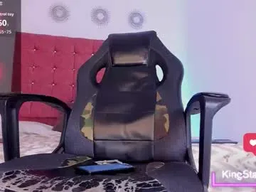 evan_white_ – webcam model profile photo Image 16