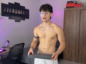 NoaMarin – webcam model profile photo Image 17