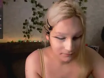 Nina_young – webcam model profile photo Image 8