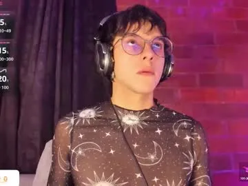 Issa_Lorens – webcam model profile photo Image 10