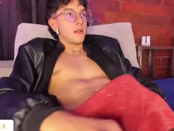 Issa_Lorens – webcam model profile photo Image 6