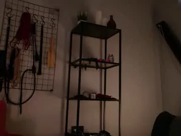 Miah_Hills – webcam model profile photo Image 7